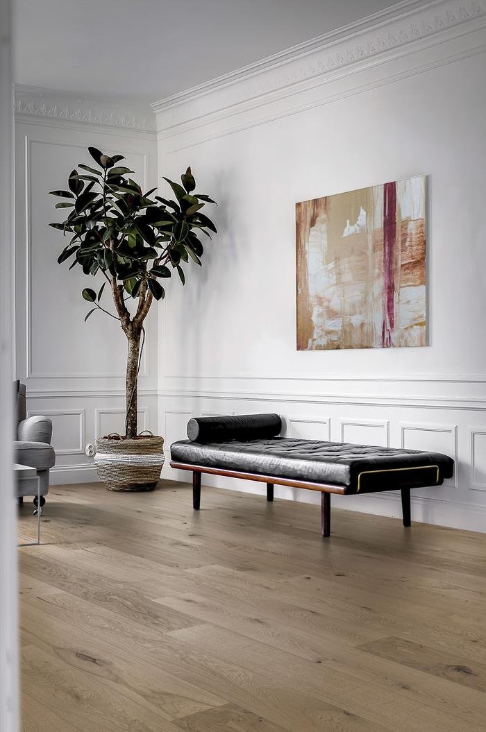 OAK FROZEN HAZELNUT PLANK - Image 3